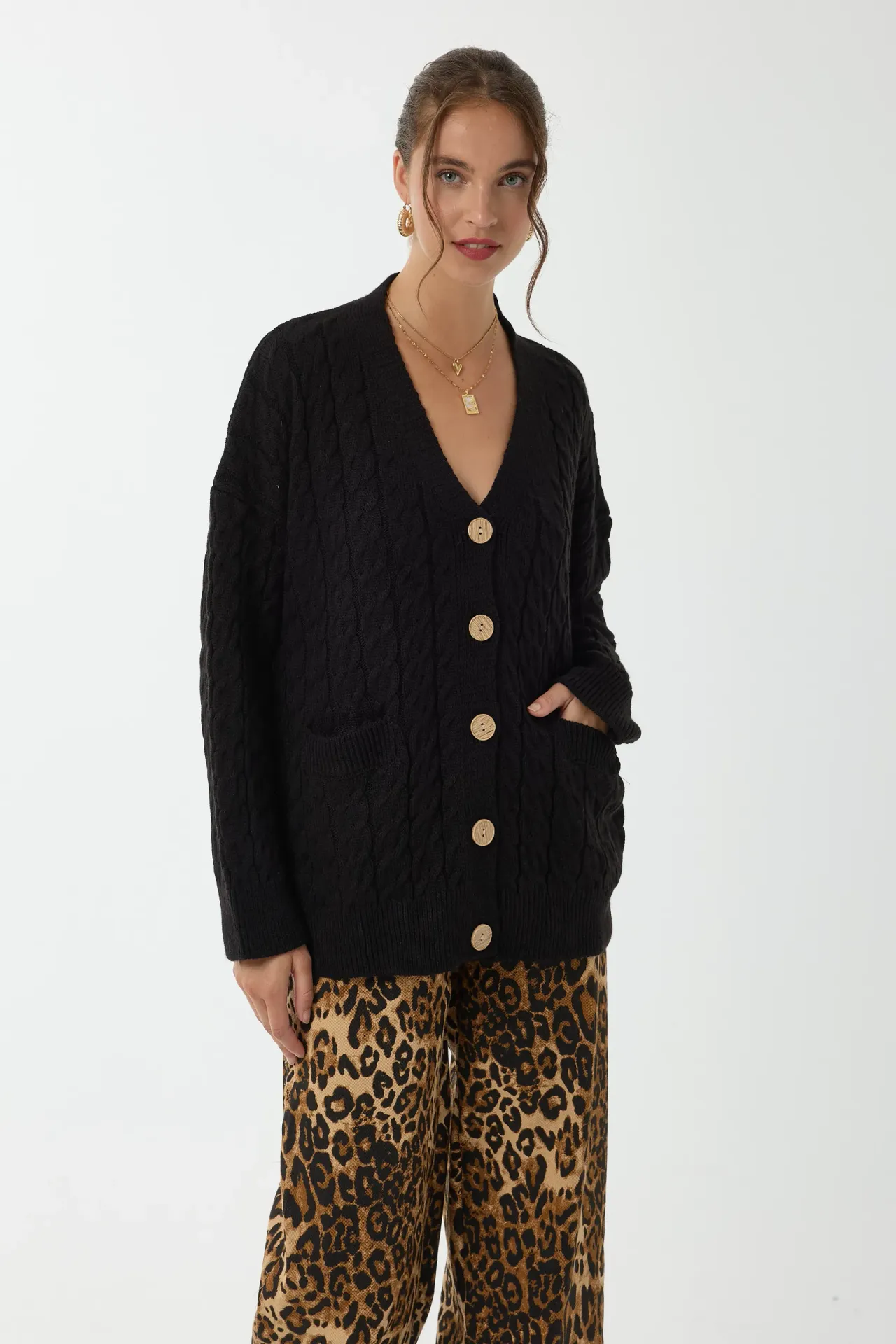 Oversized Knitted Buttoned Cardigan