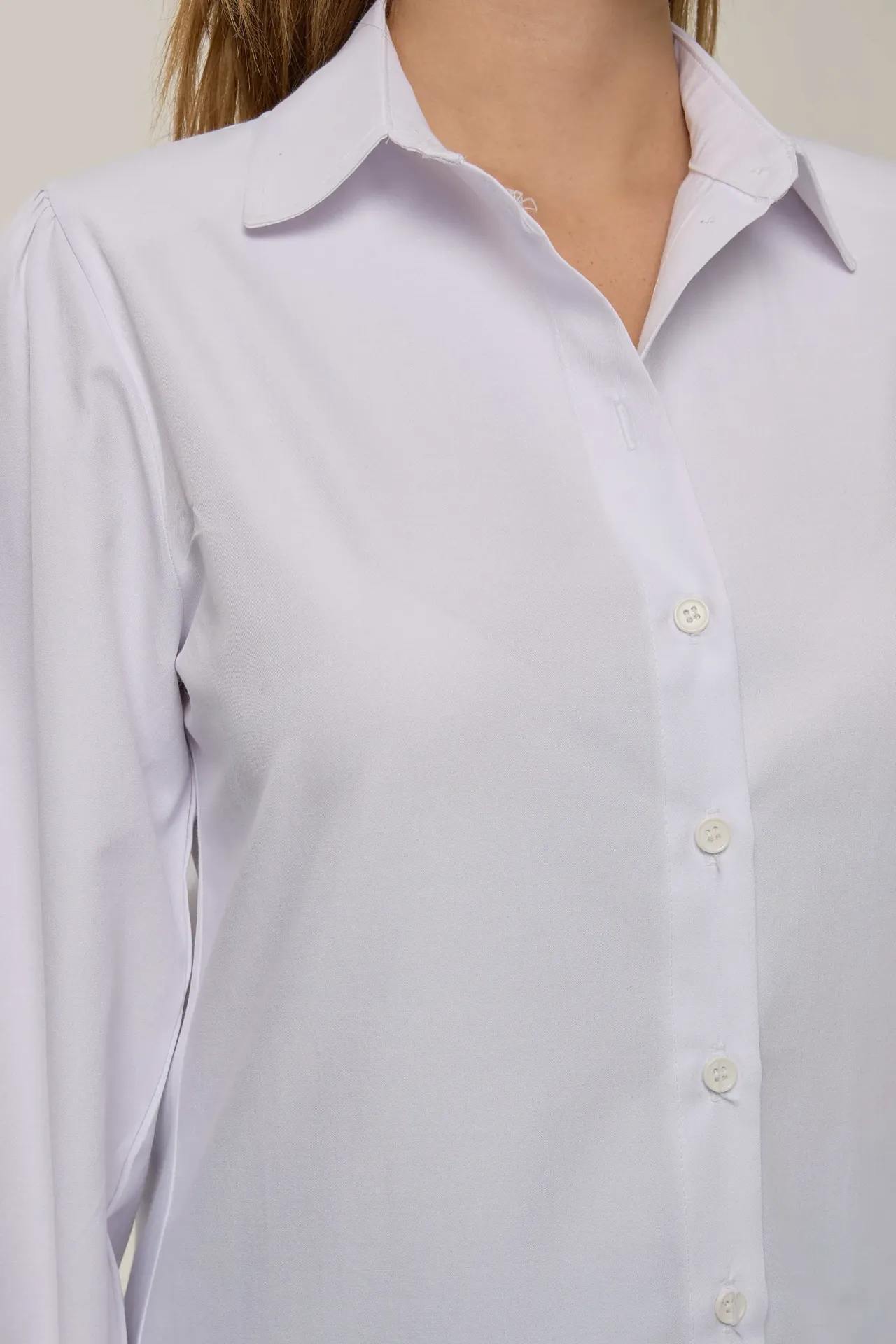 Classic Cotton Shirt with Long Sleeves