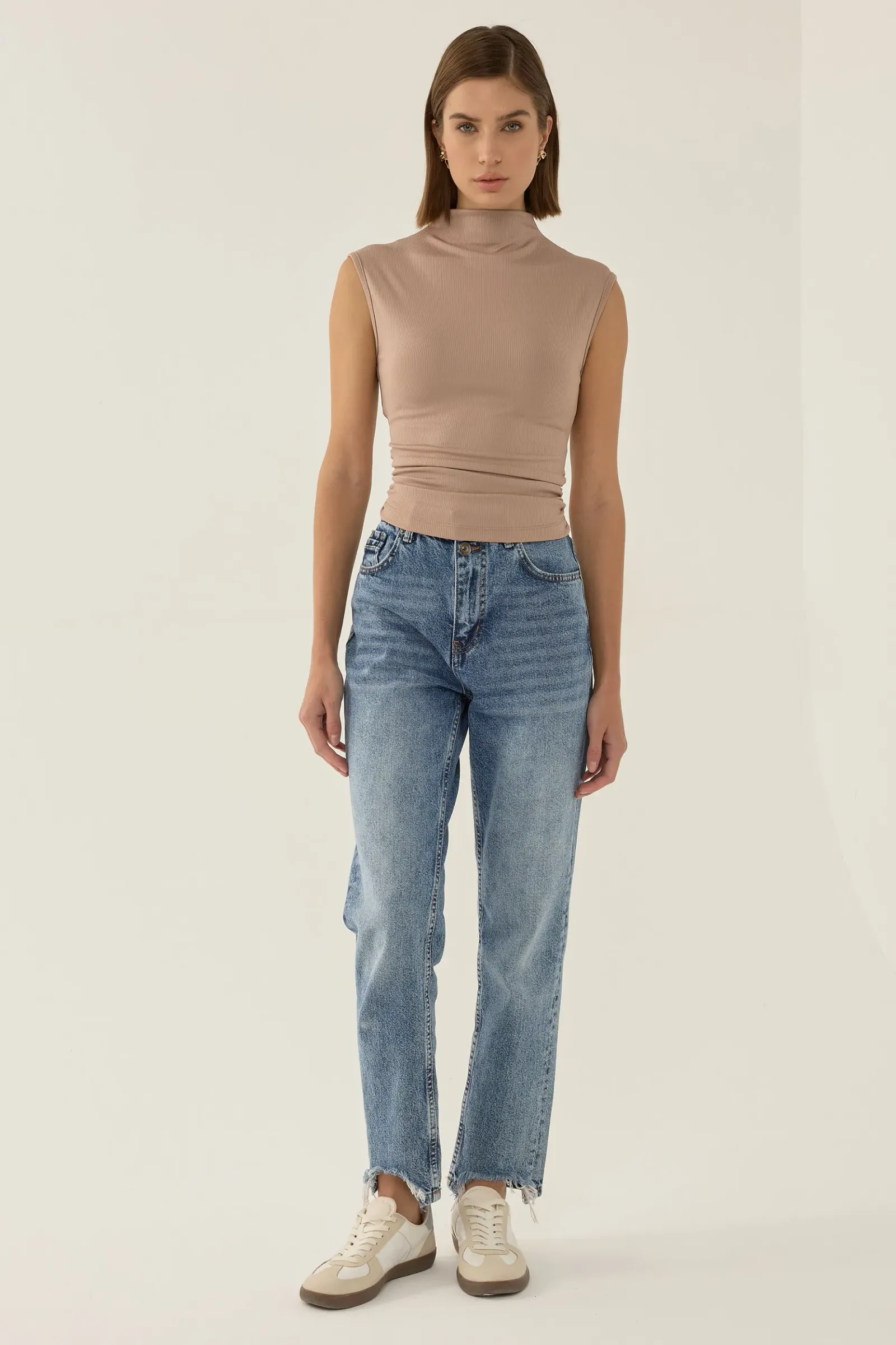Ruched Half Turtleneck Crop Top 2
