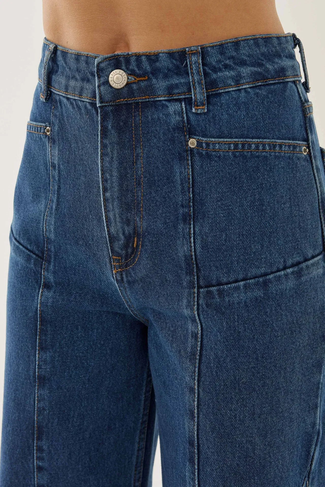 Wide Leg Jeans with Stitch Detail 