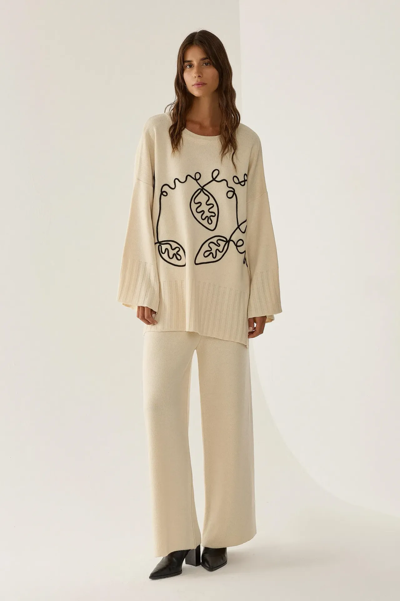 Oversized Patterned Sweater & Pants Knit Co-Ord Set