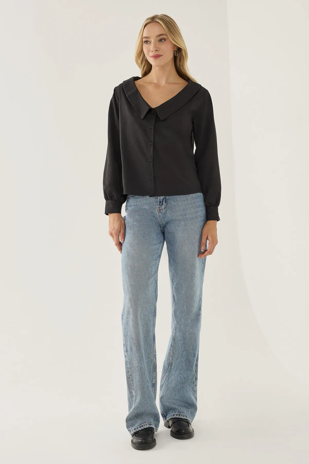 Straight Fit Collar Detail Shirt 2