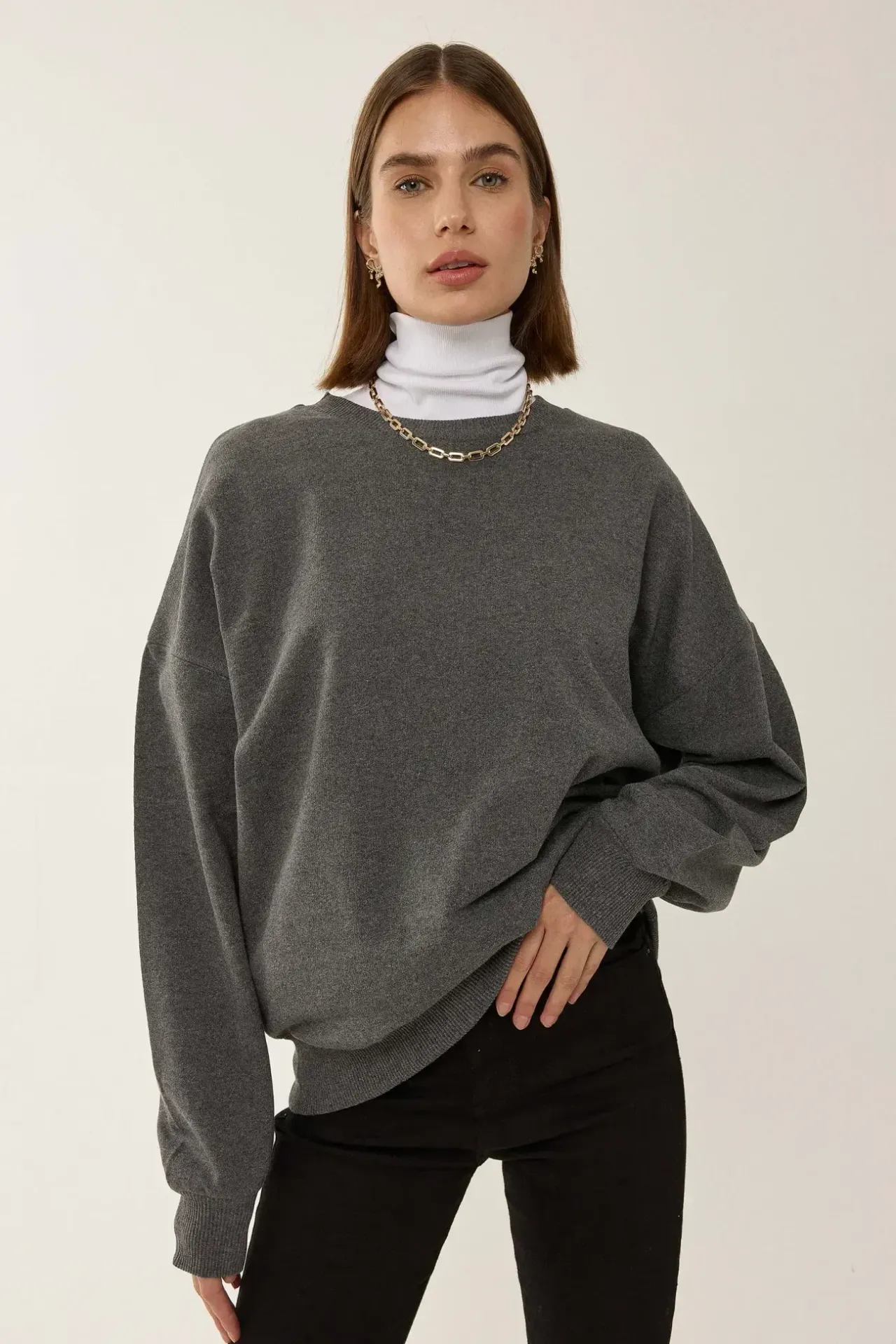 Oversized Crew Neck Basic Sweatshirt