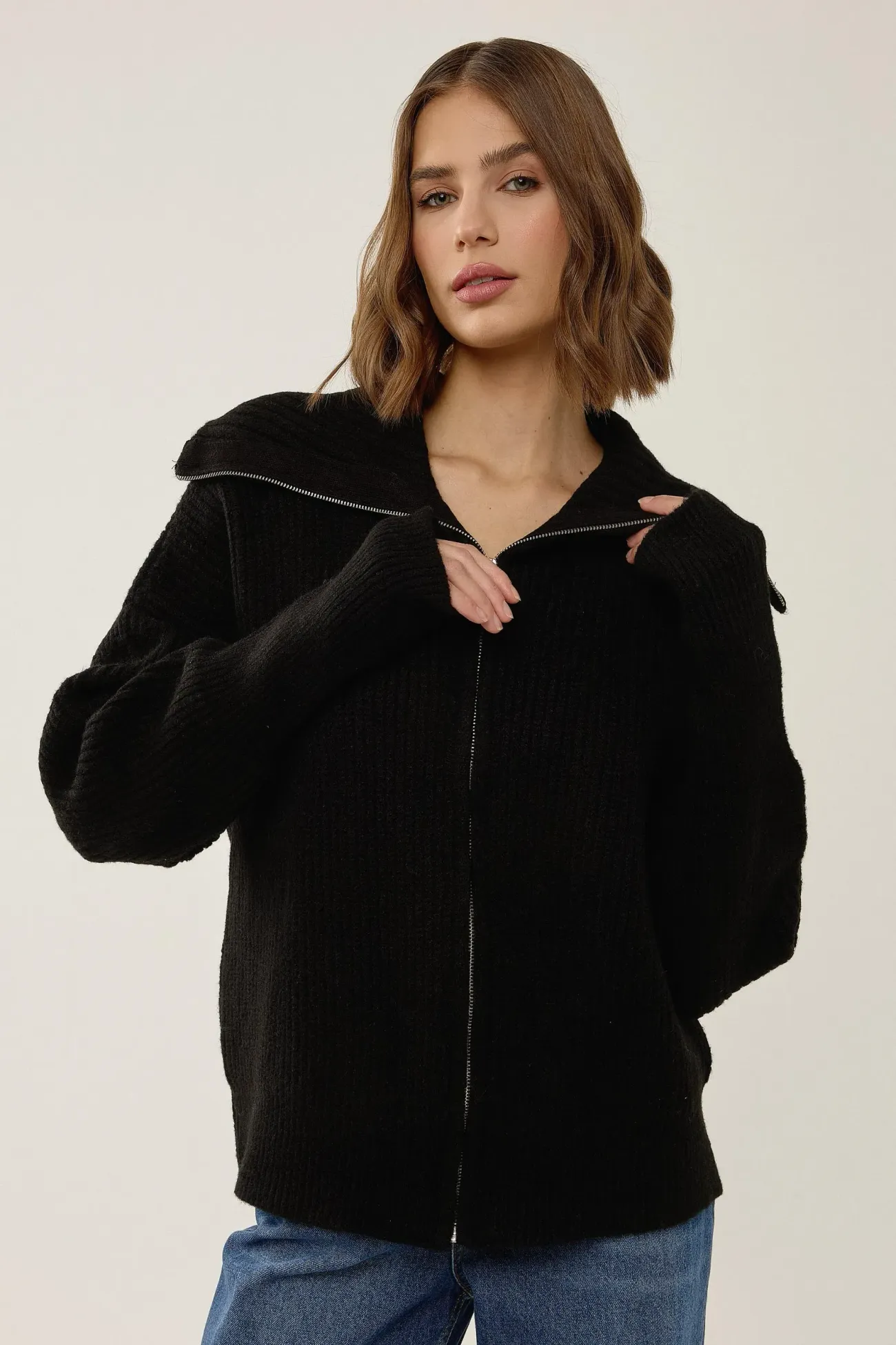 Regular Fit Zippered Cardigan 3