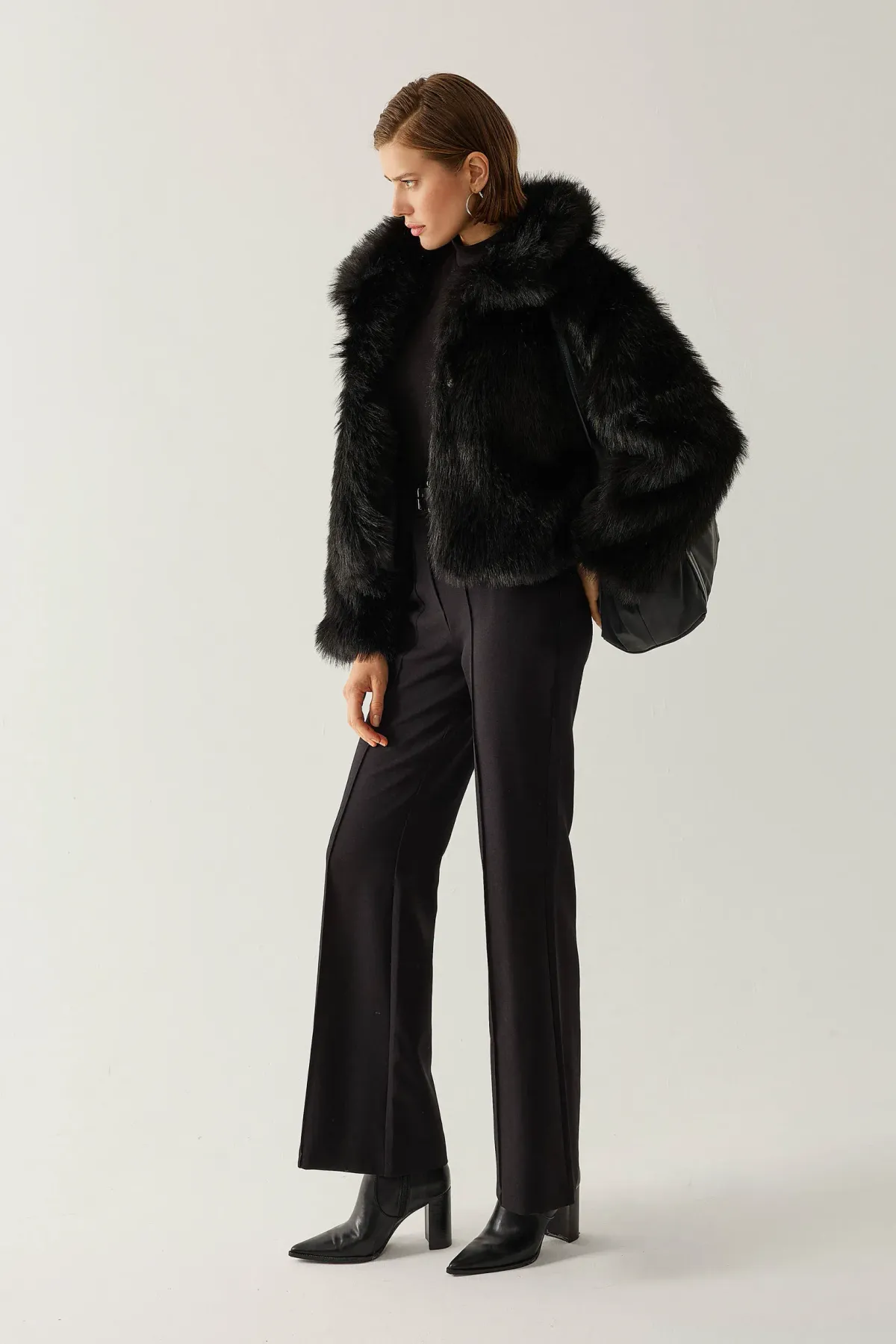 Oversized Faux Fur Coat 4