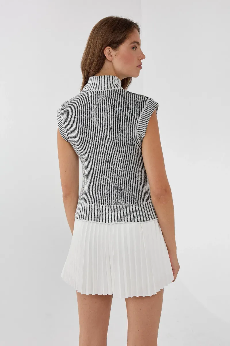 Striped Zip-Through Sleeveless Knit Vest 4