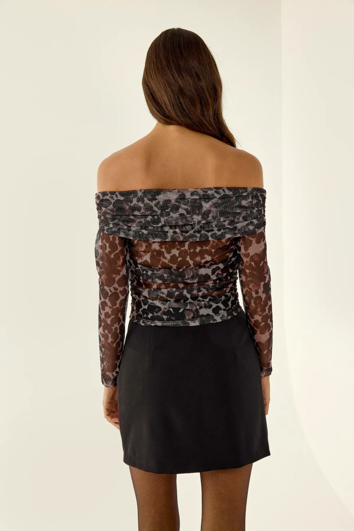 Leopard Print Blouse with Madonna Collar 4