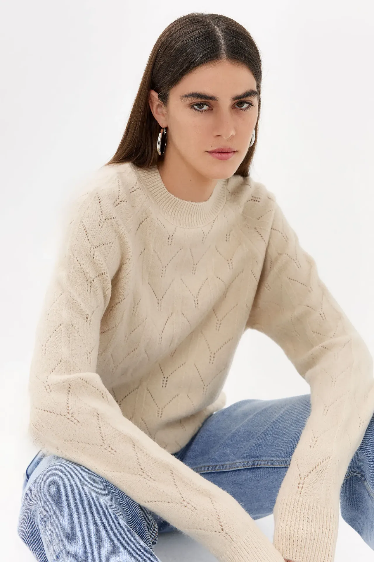 Round Neck Solid Sweater