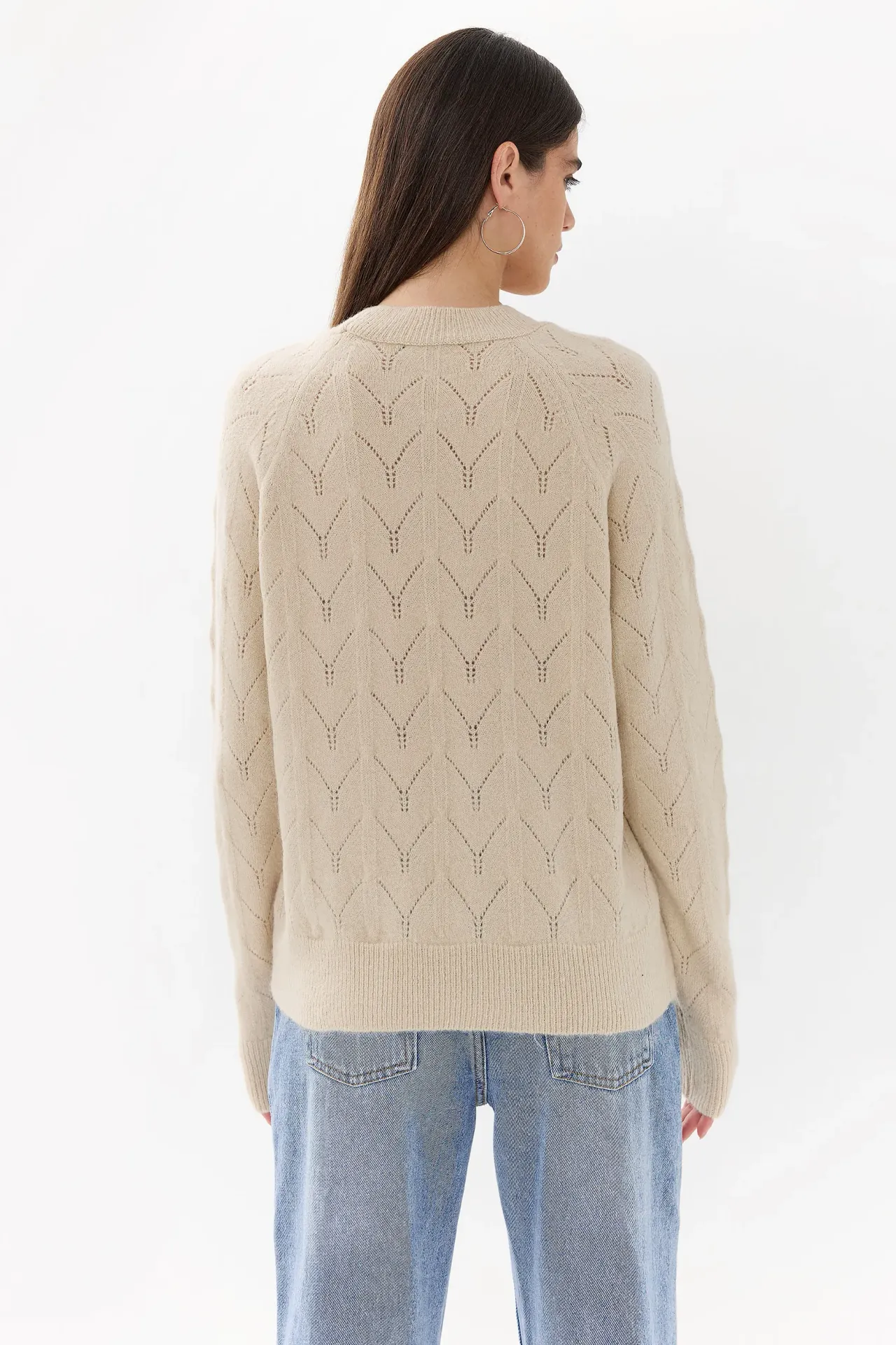 Round Neck Solid Sweater