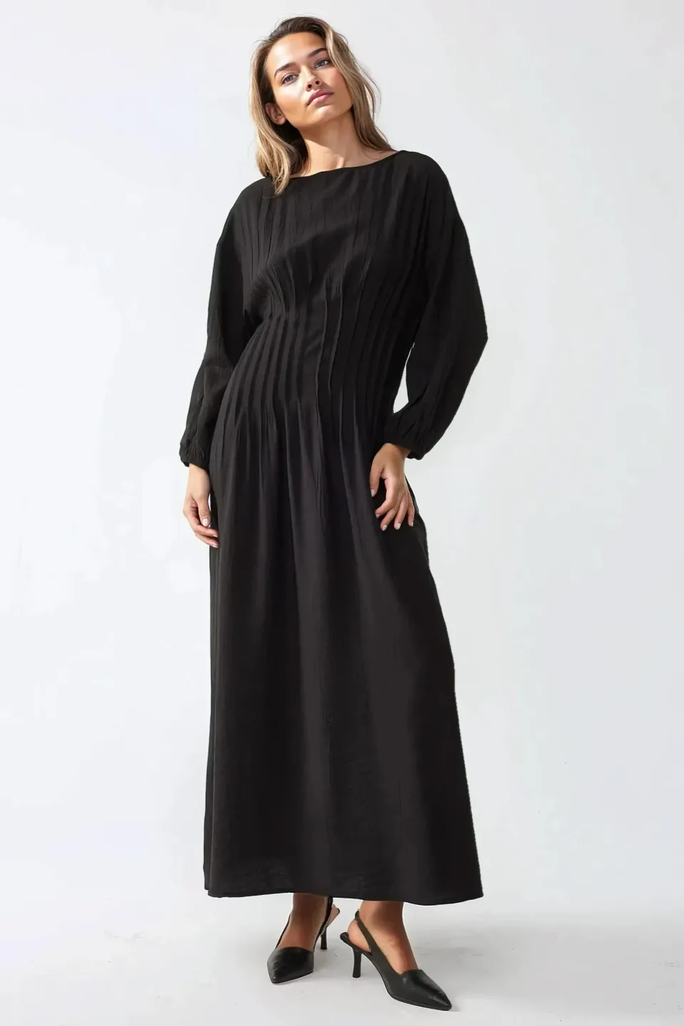 Long Sleeve Crew Neck Maxi Dress