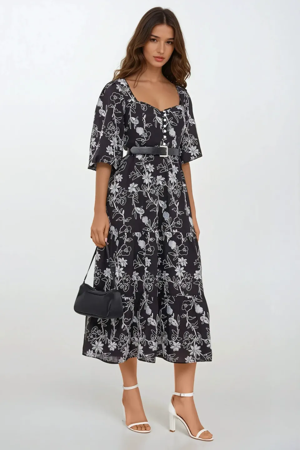 Embroidered Sweetheart Neck Tiered Maxi Dress with a Puff Sleeves