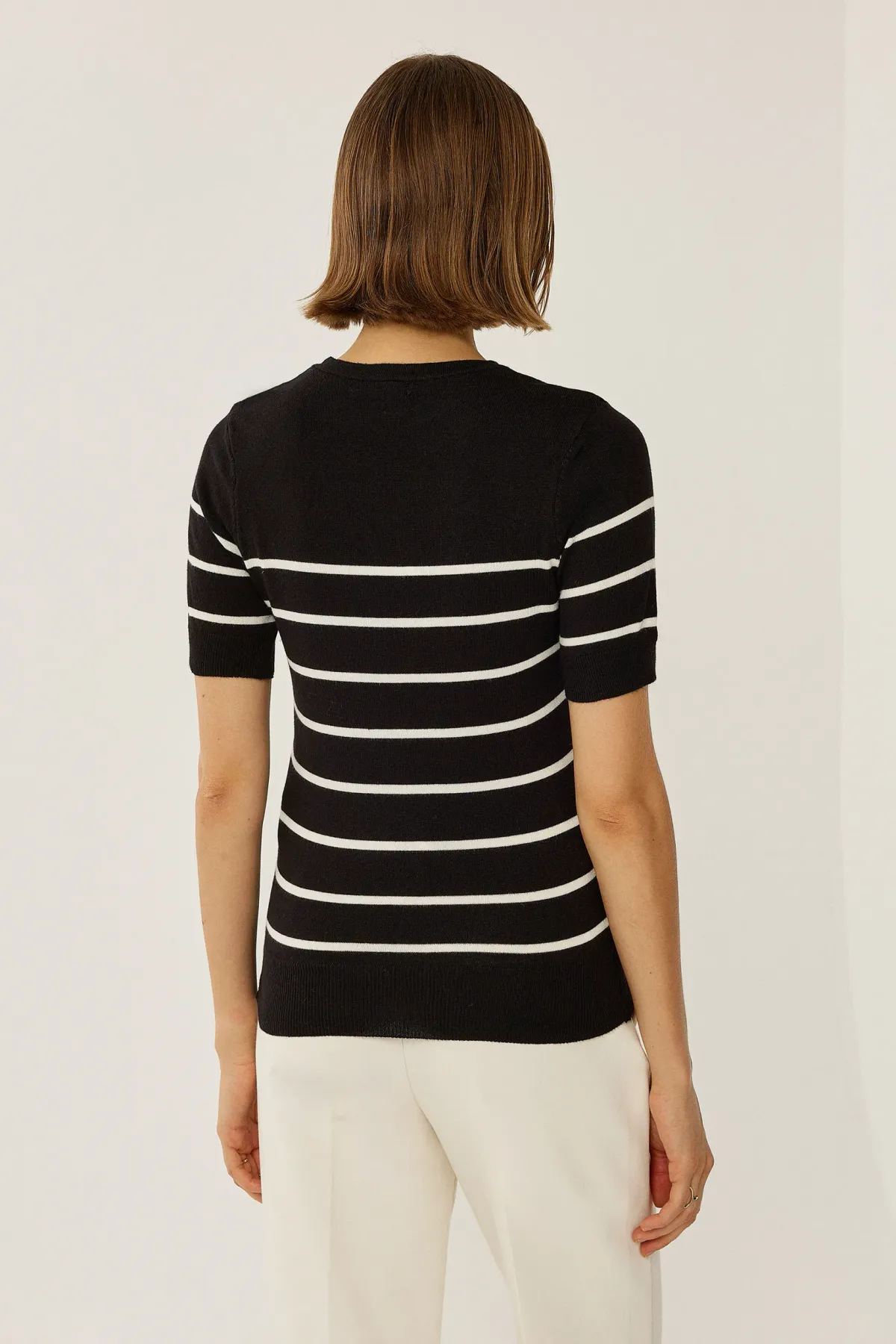 Striped Crew Neck Sweater 2