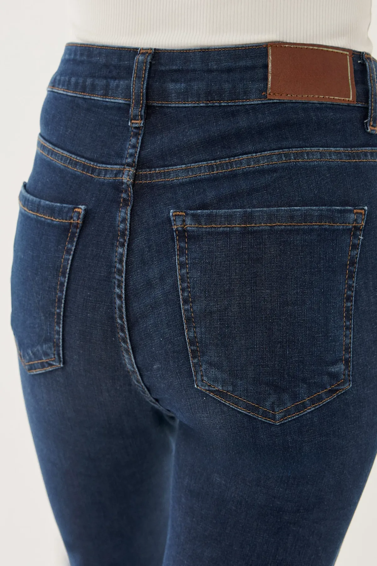 Normal Waist Flare Jeans 6