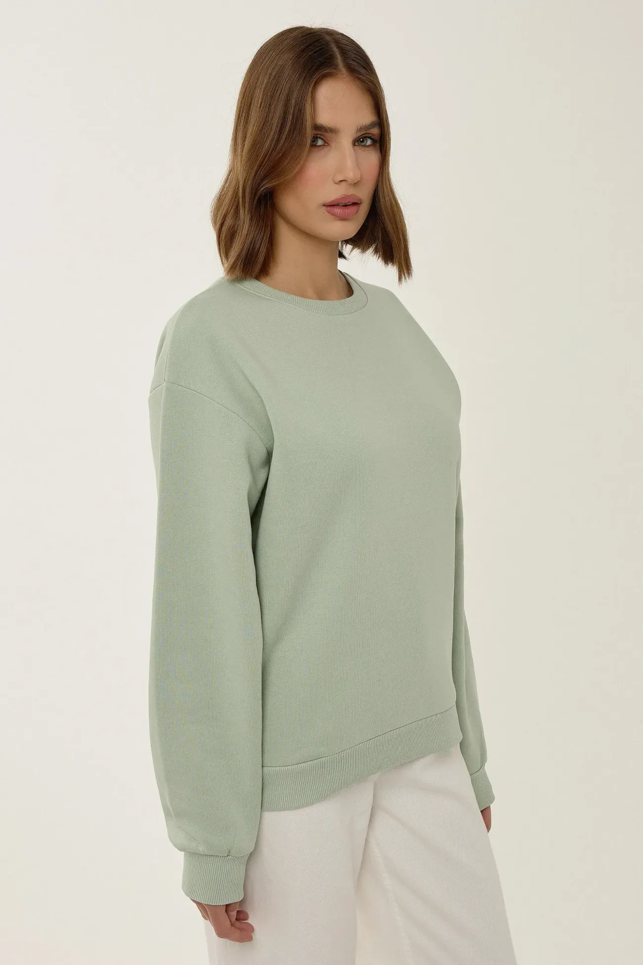 Oversized Basic Sweatshirt 4