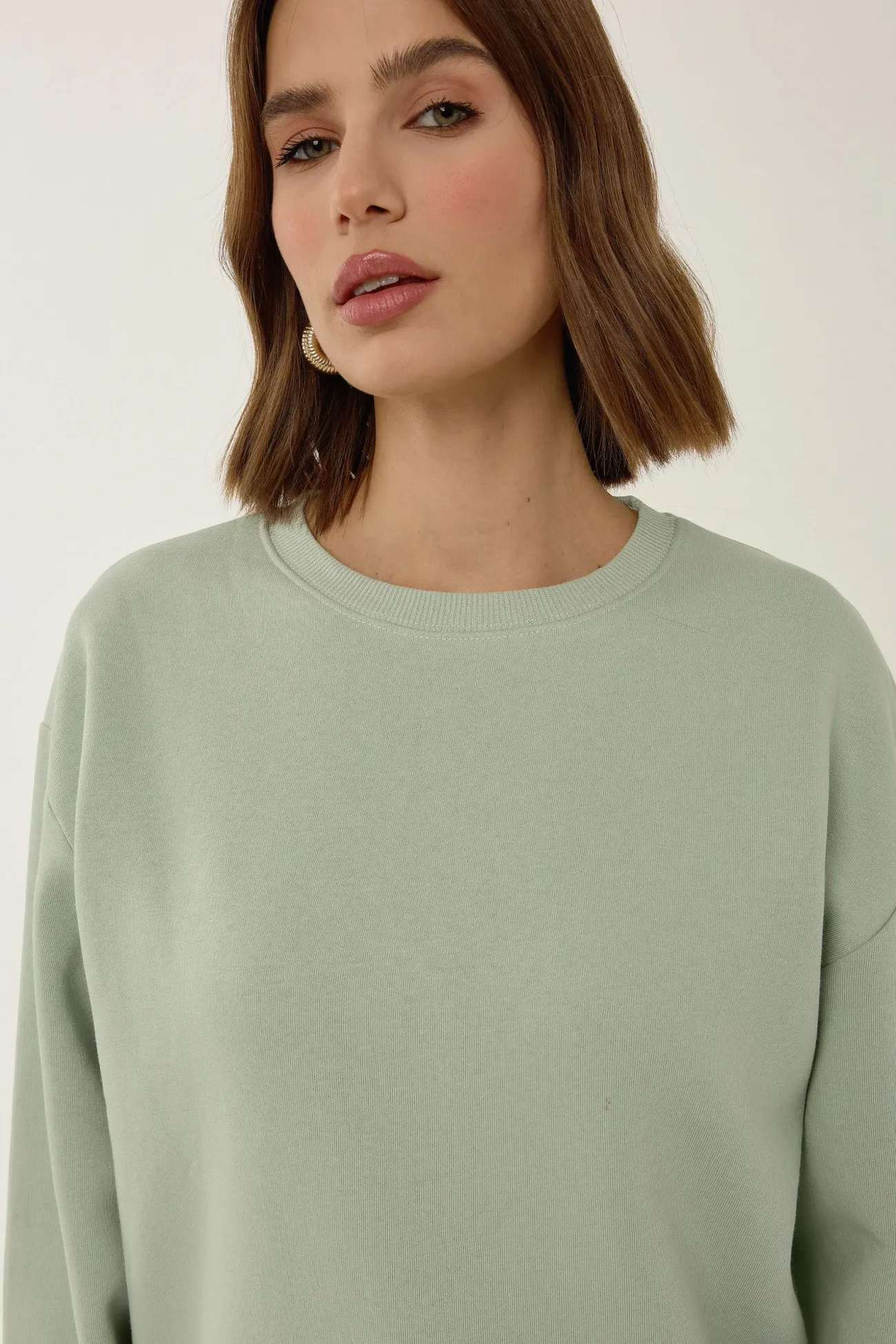 Oversized Basic Sweatshirt 2