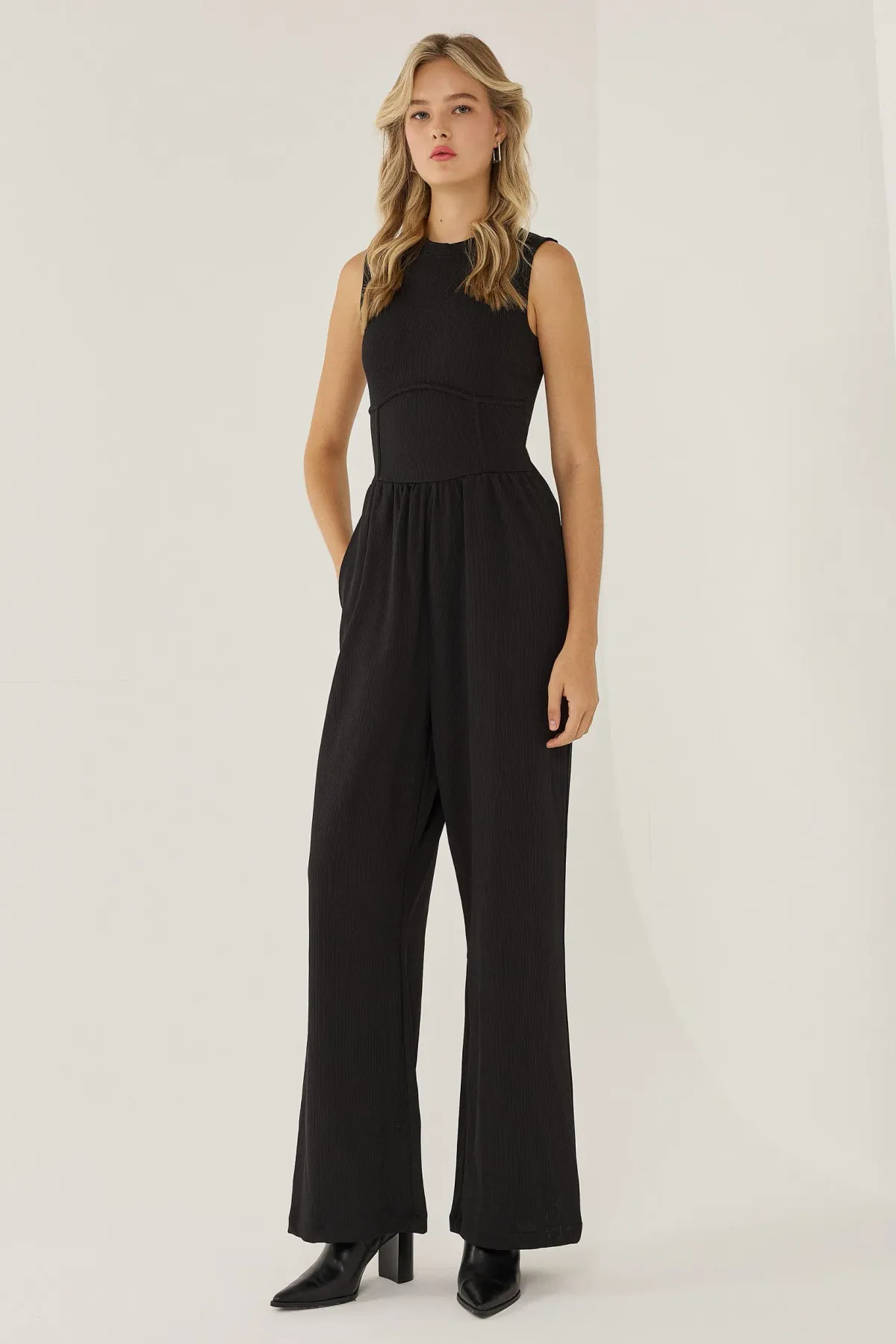 High Waist Pleated Wide Leg Trousers 3