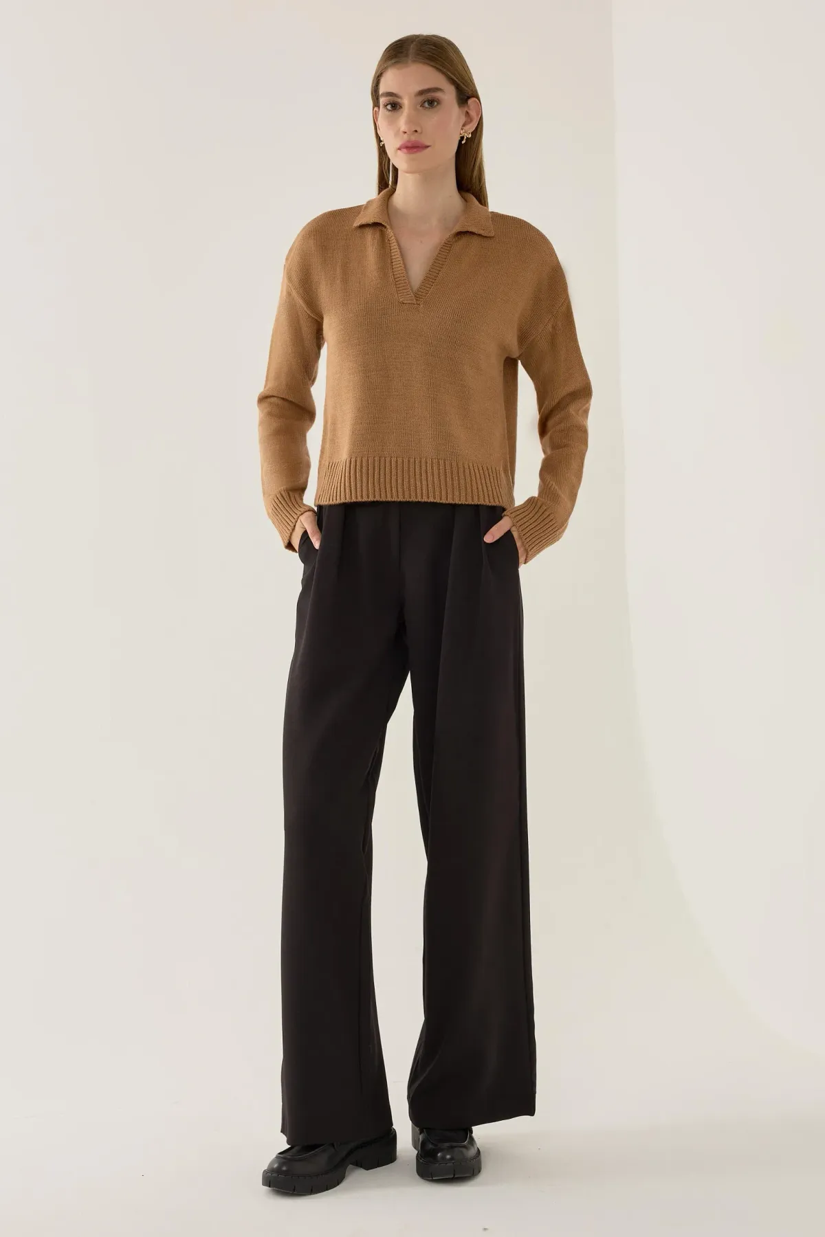 Polo Collar Knit Sweater 2