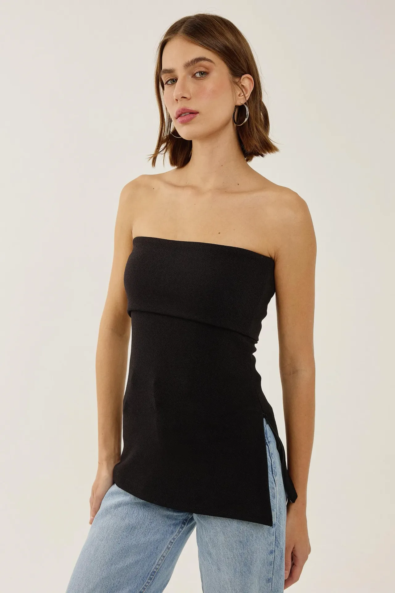 Fitted Strapless Blouse