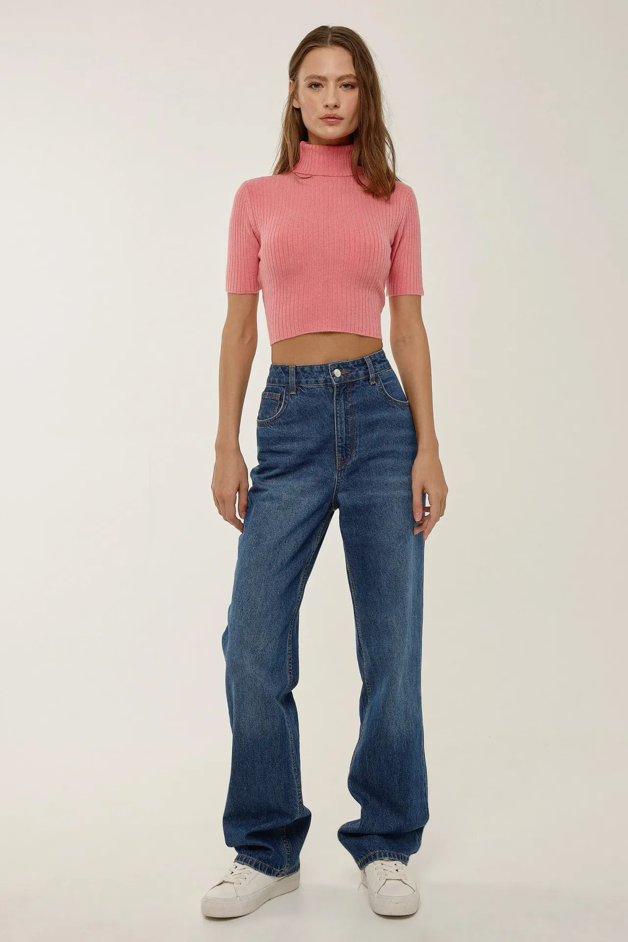 Slim Fit Turtleneck Knitted Crop Top