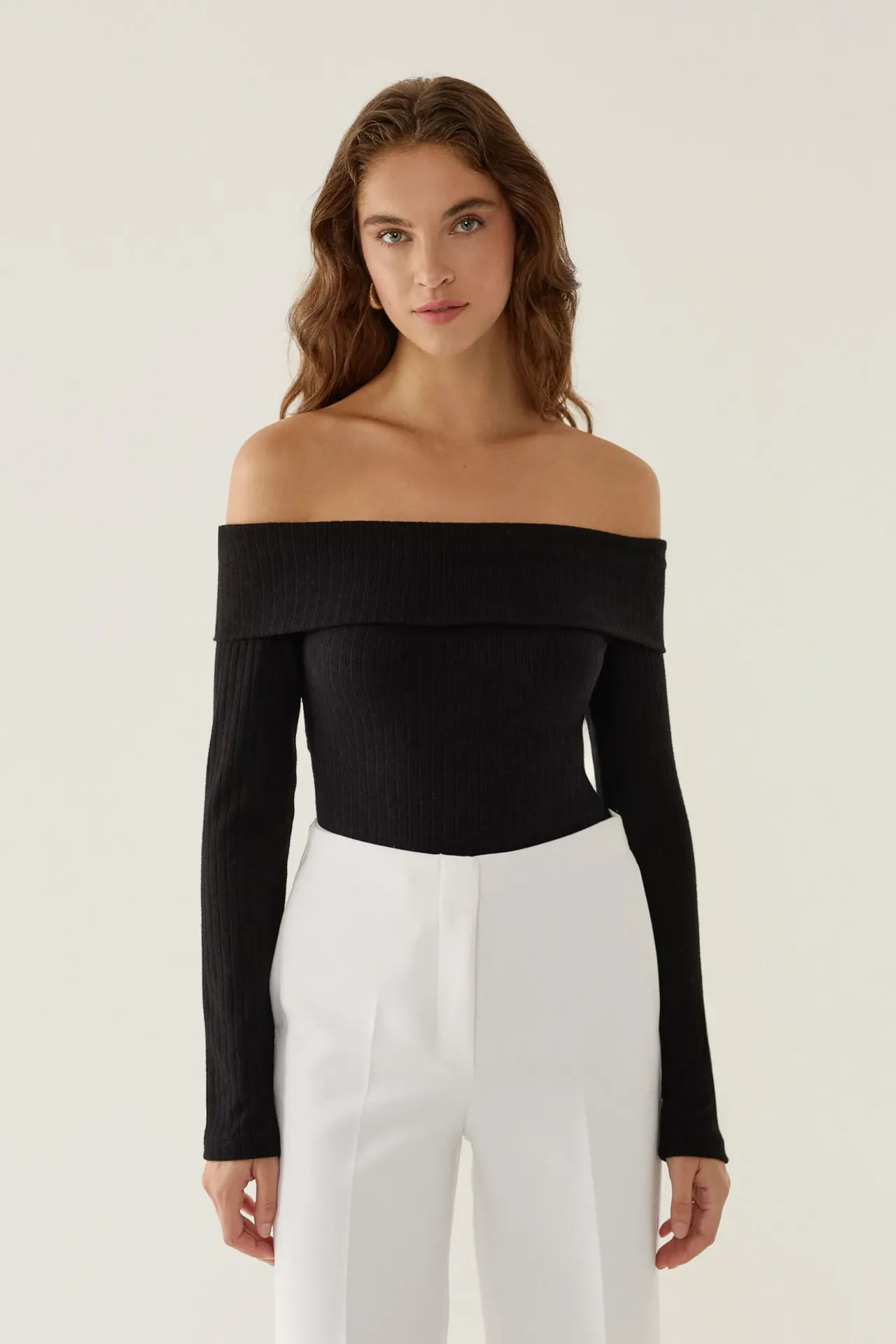 Slim Fit Off-Shoulder Blouse