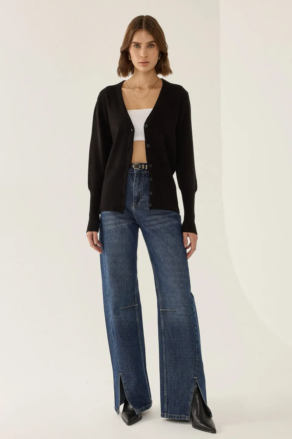 Semi Fit V-Neck Knitted Cardigan