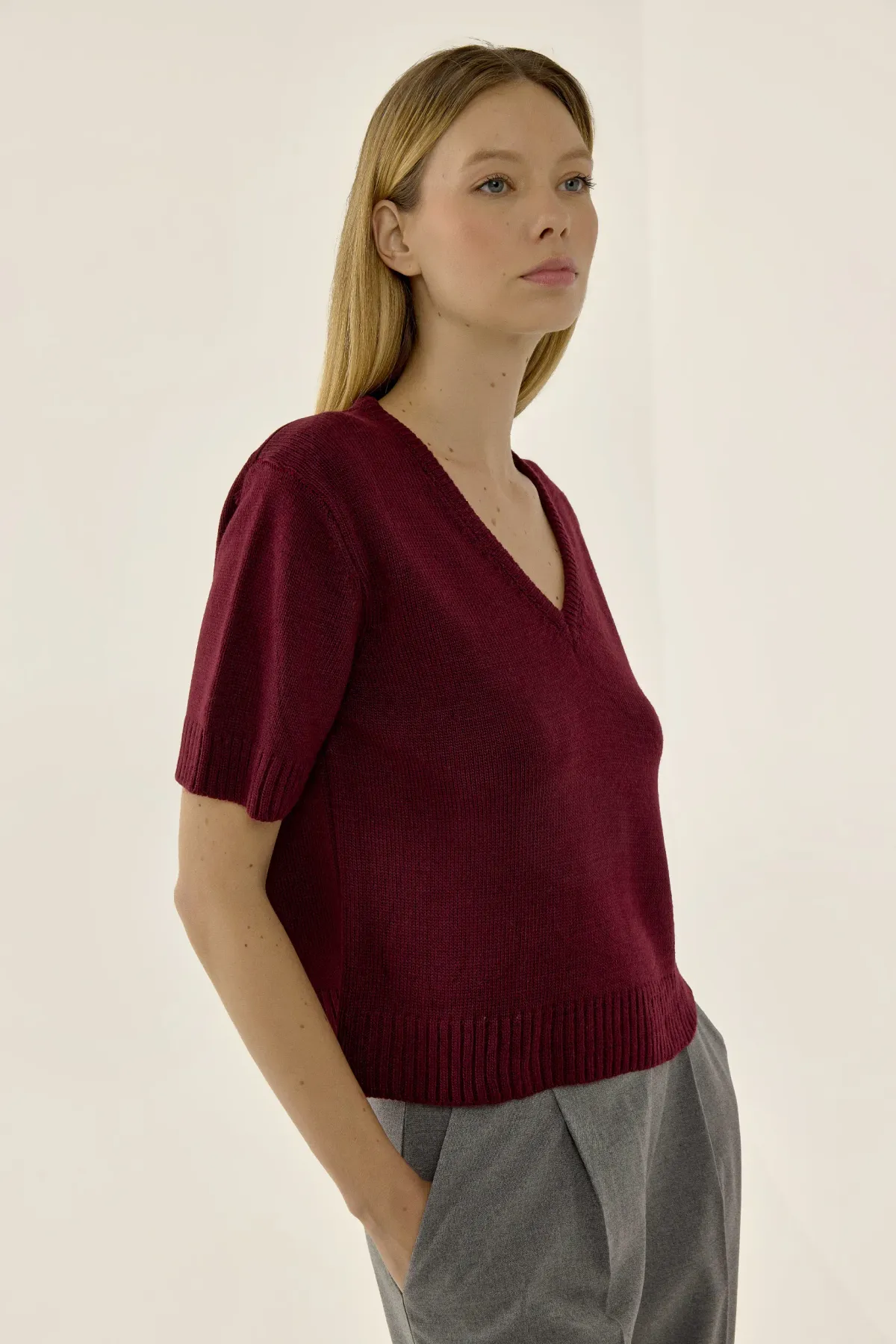 V-Neck Short Sleeve Knit Sweater 3