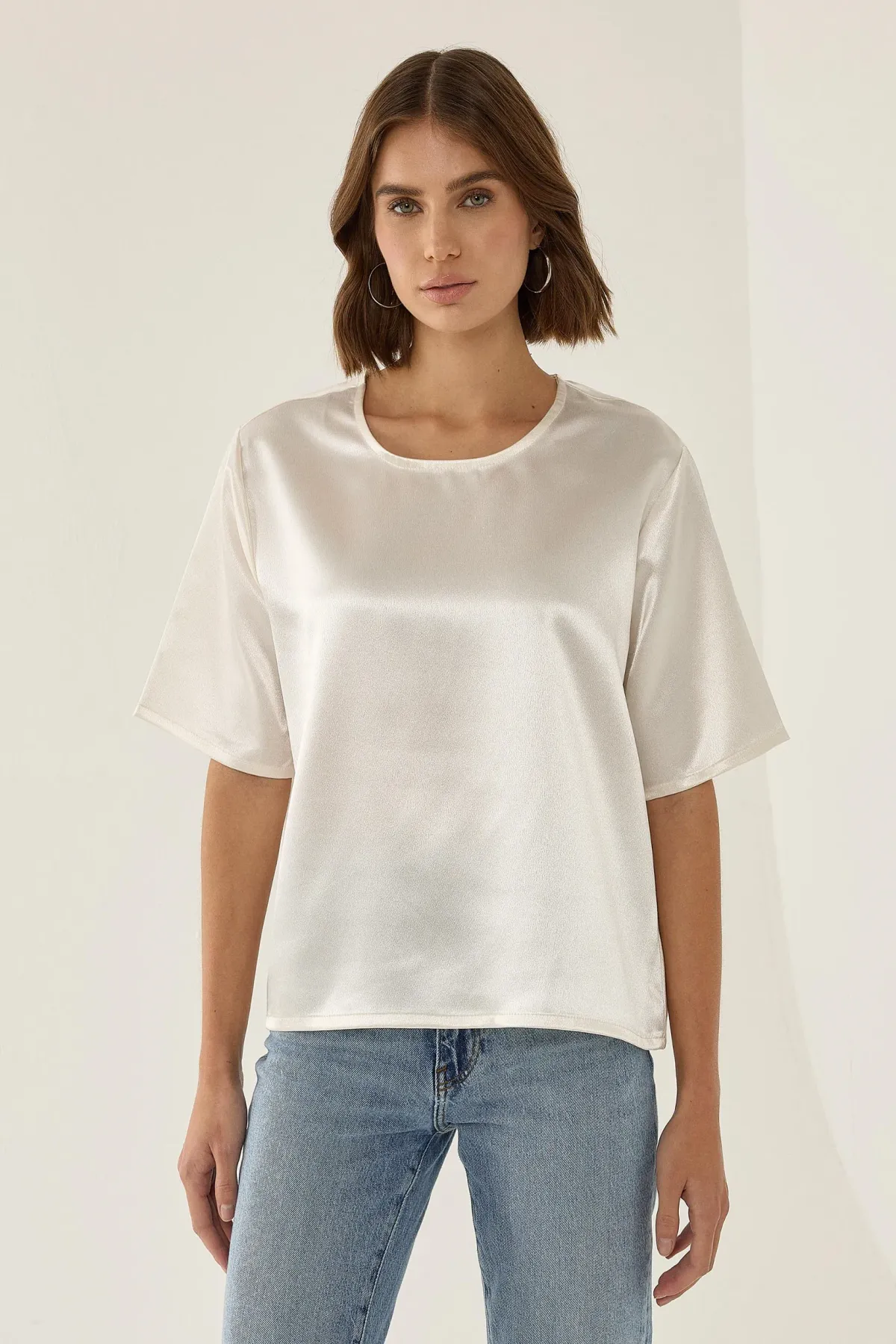 Satin Crew Neck Short Sleeve Blouse 2