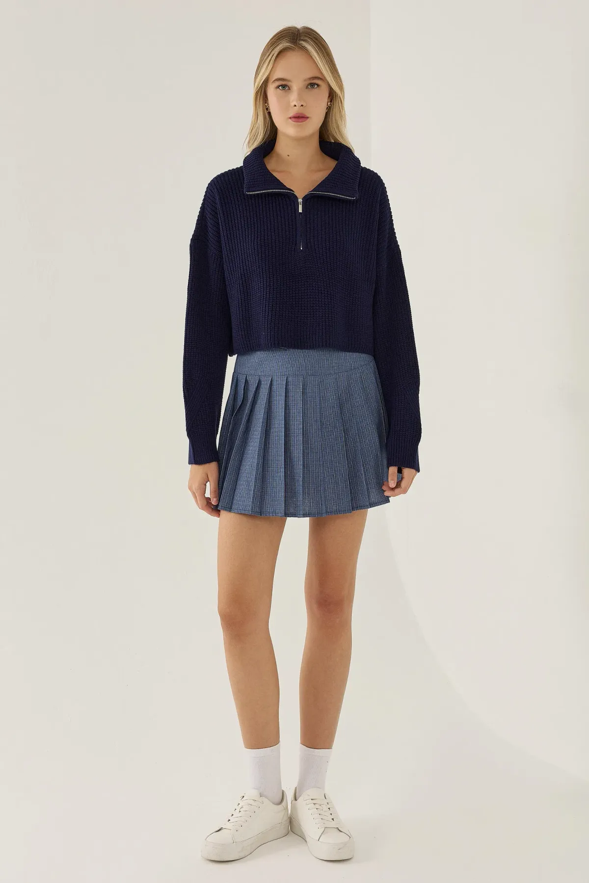 Hiccup Zipper Collar Crop Sweater