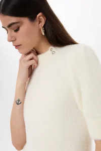 white-image-4