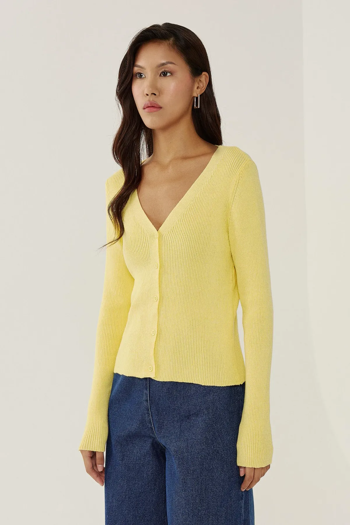V-Neck Buttoned Knit Cardigan 1