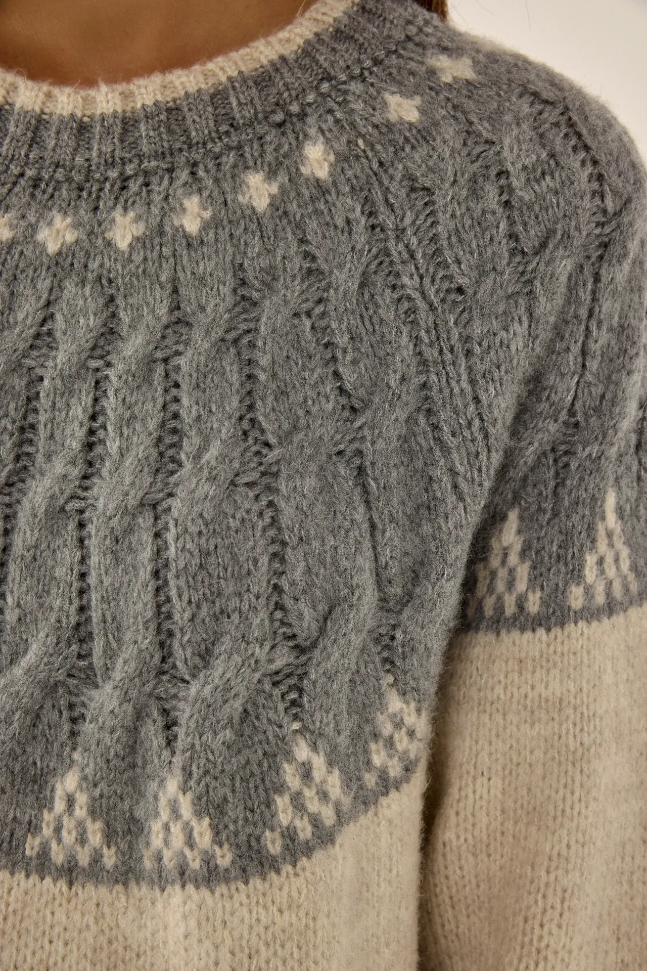 Hair Braid Knit Sweater