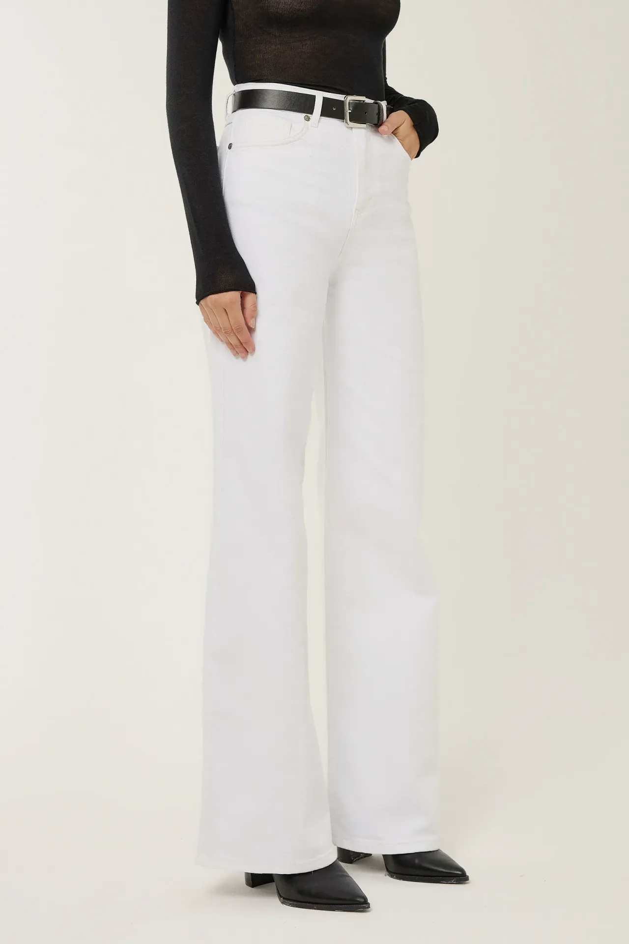 High Waist Wide Leg Jeans