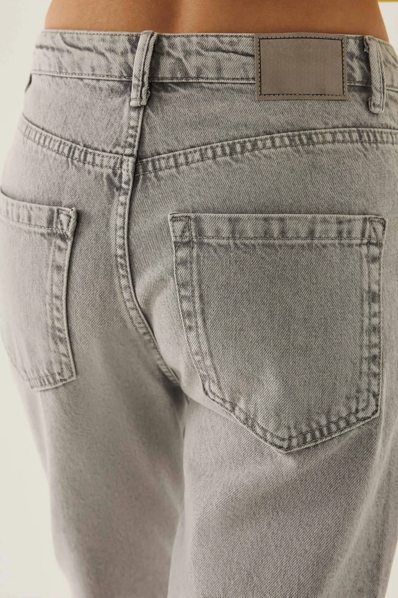 High Waist Mom Fit Jeans