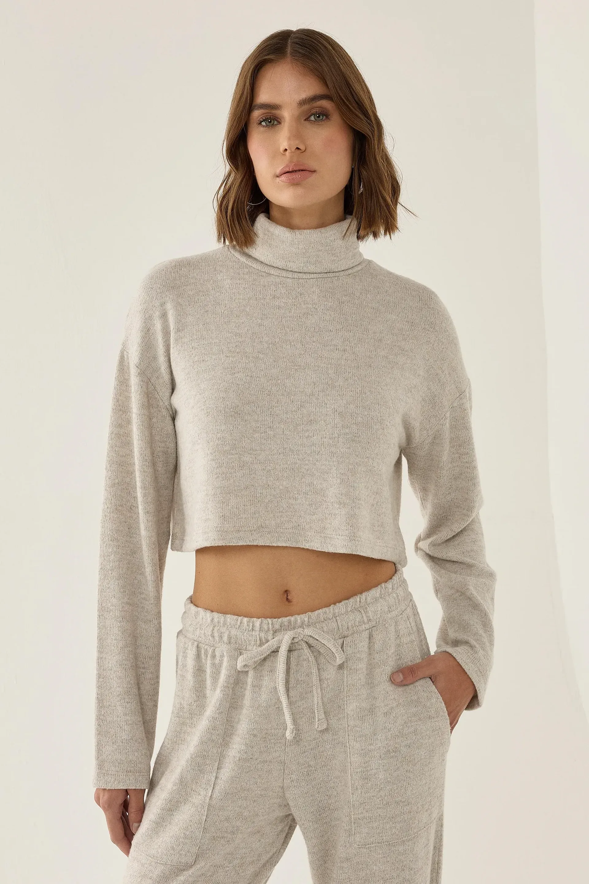 Natural Textured Turtleneck Crop Sweater Women