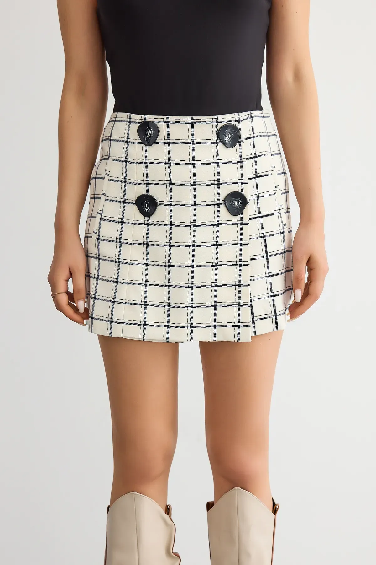 Checked High-Waist Button-Detail Mini Skort 5