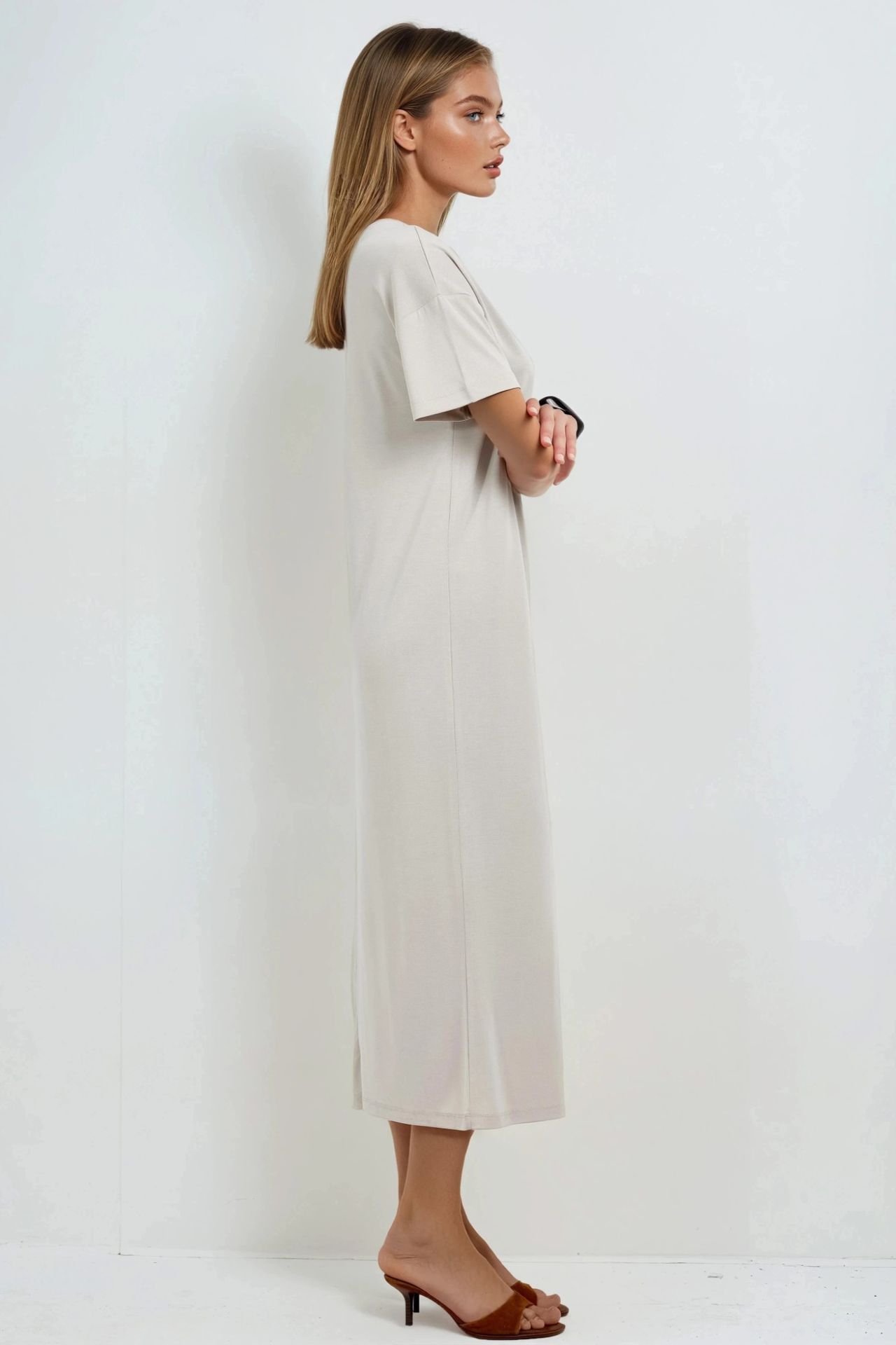 BUSEM Loose Fit Midi Dress with Slit 4