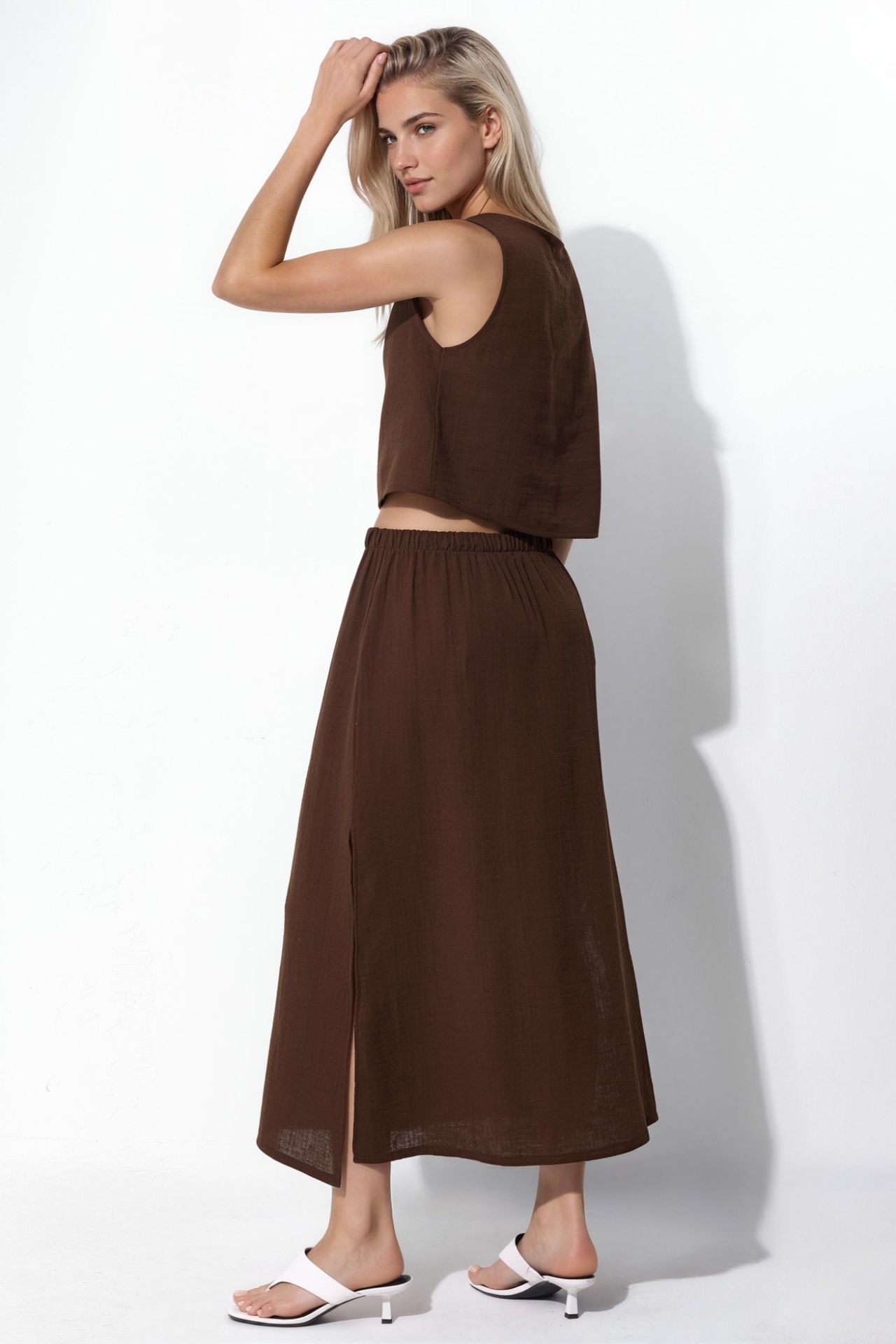Crop Blouse & Slit Detailed Skirt Muslin Two Piece Set 3