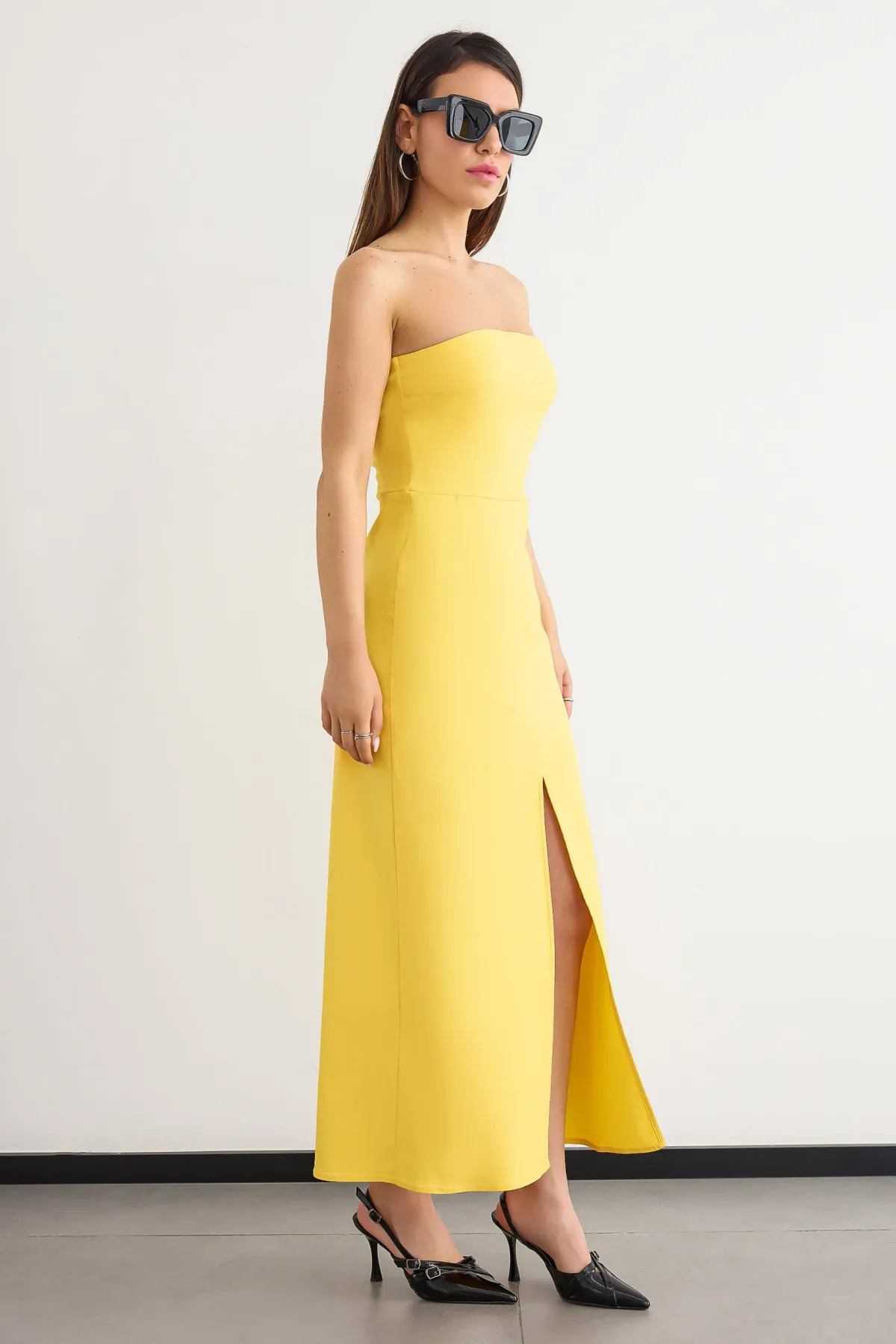 Strapless Maxi Dress with Slit 2