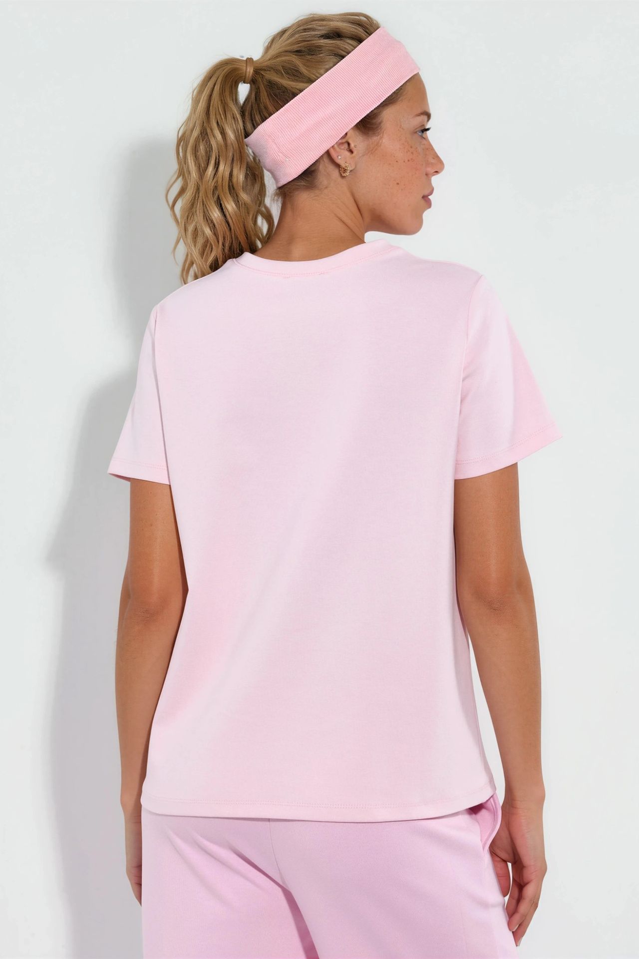 BUSEM Plain Crew Neck T-Shirt 3
