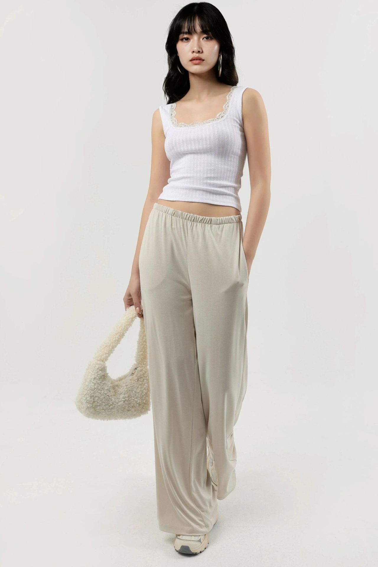 BUSEM Lace Detail U Collar Tank Top 5