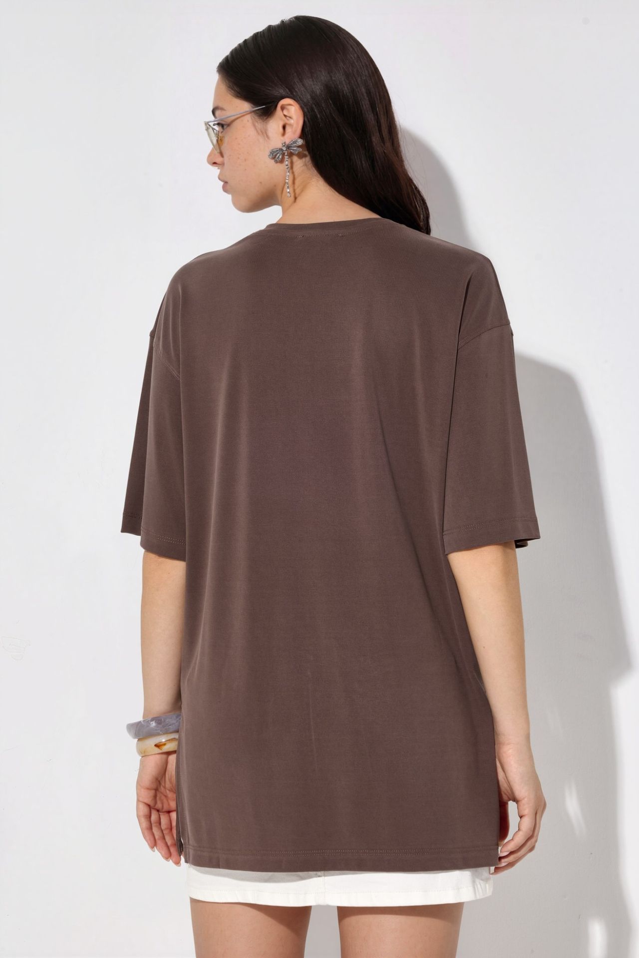 BUSEM Slit Detailed Crew Neck Short Sleeve T-Shirt 3