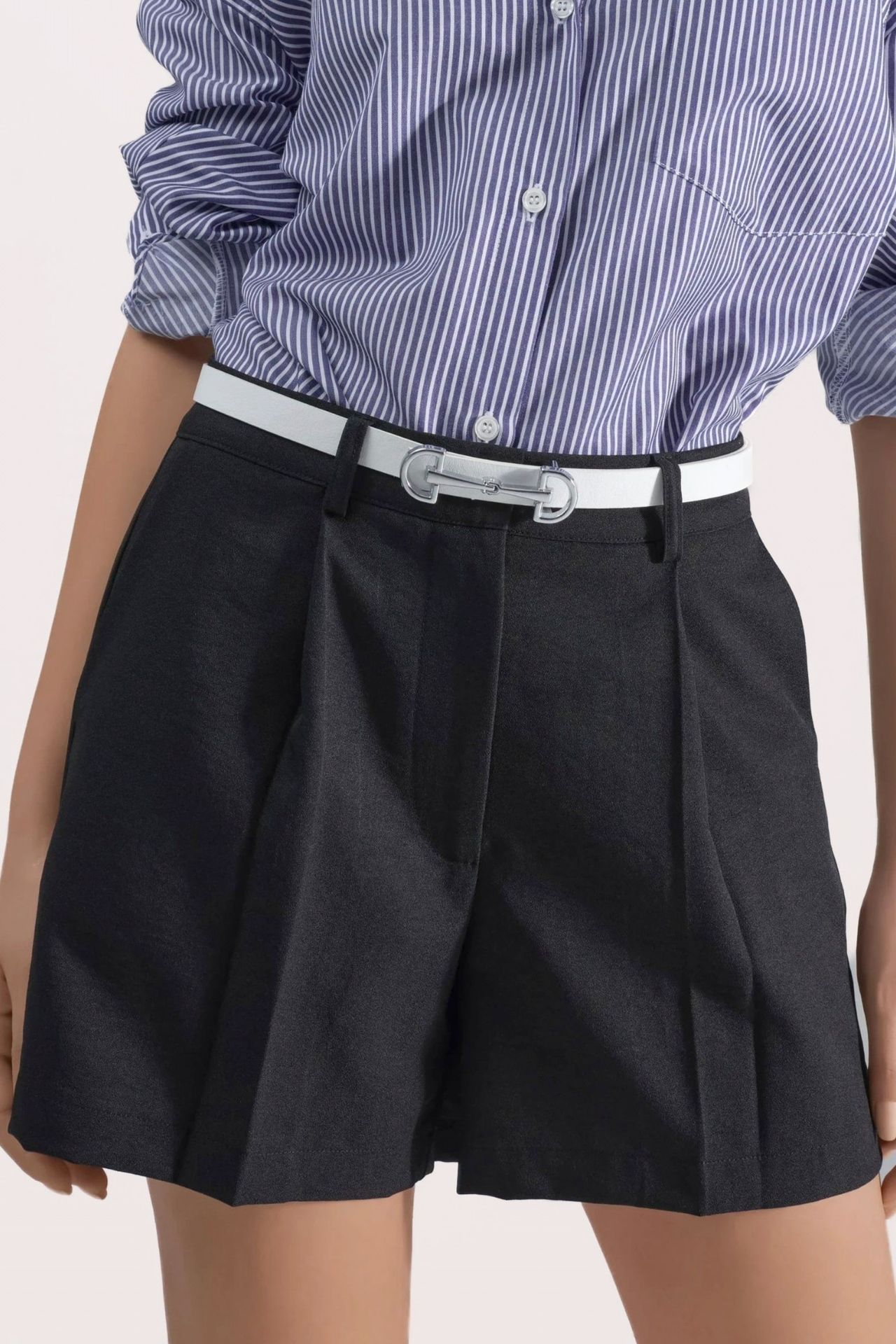 Linen Blended High Waist Pleated Short 1