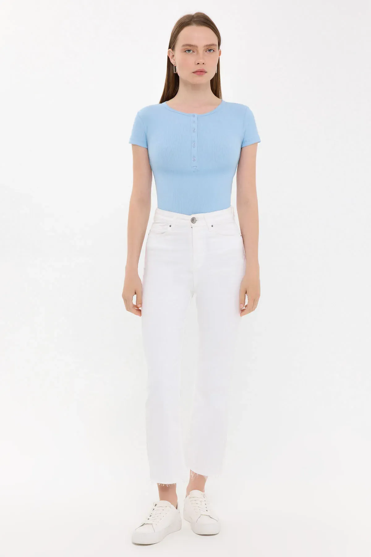 Buttoned Short Sleeve Round Neck T-Shirt 2