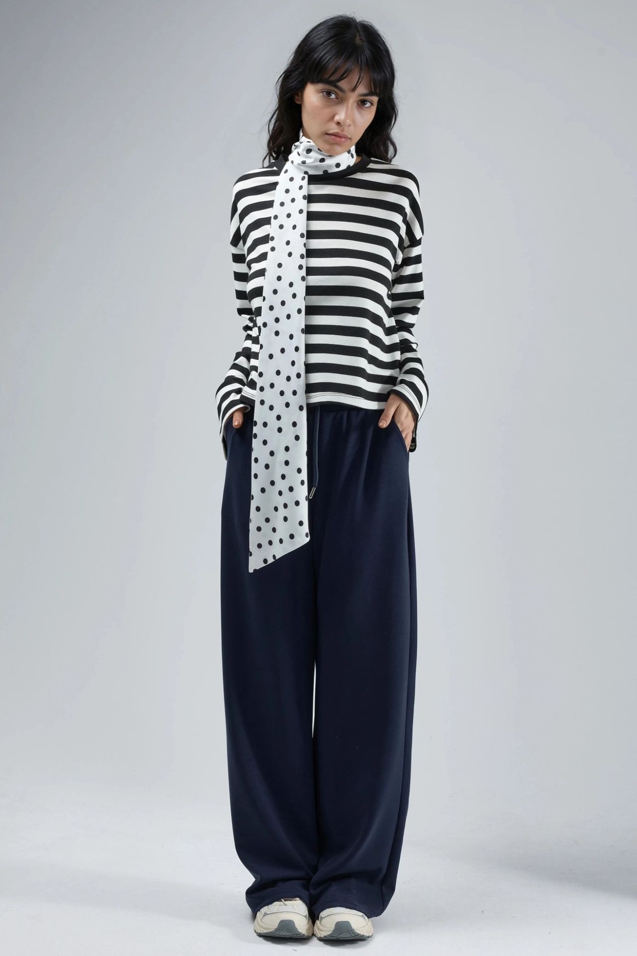 BUSEM Mid Waist Wide Leg Modal Pants 4