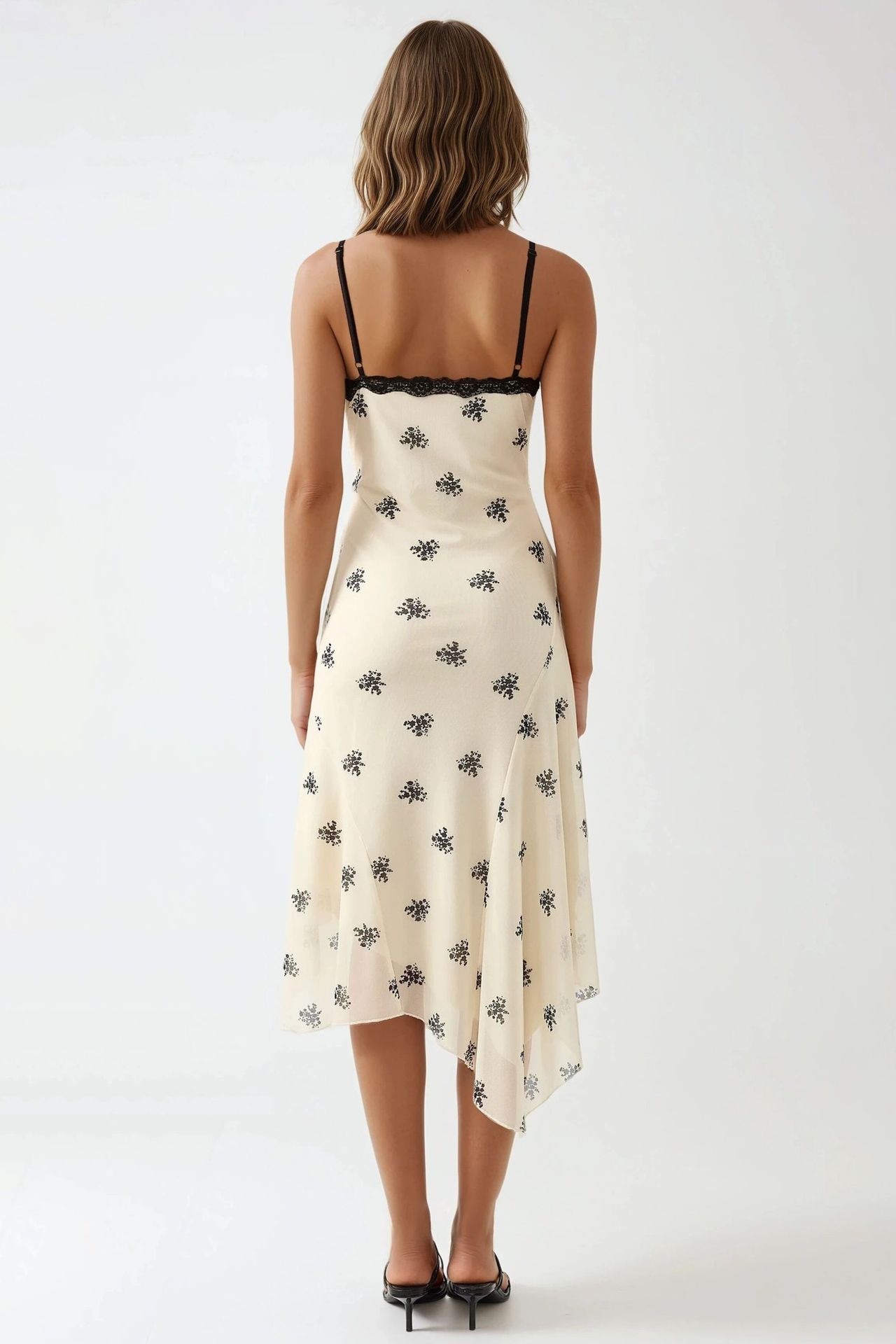V-Neck Printed Bodycon Maxi Dress with Lace Detail 5