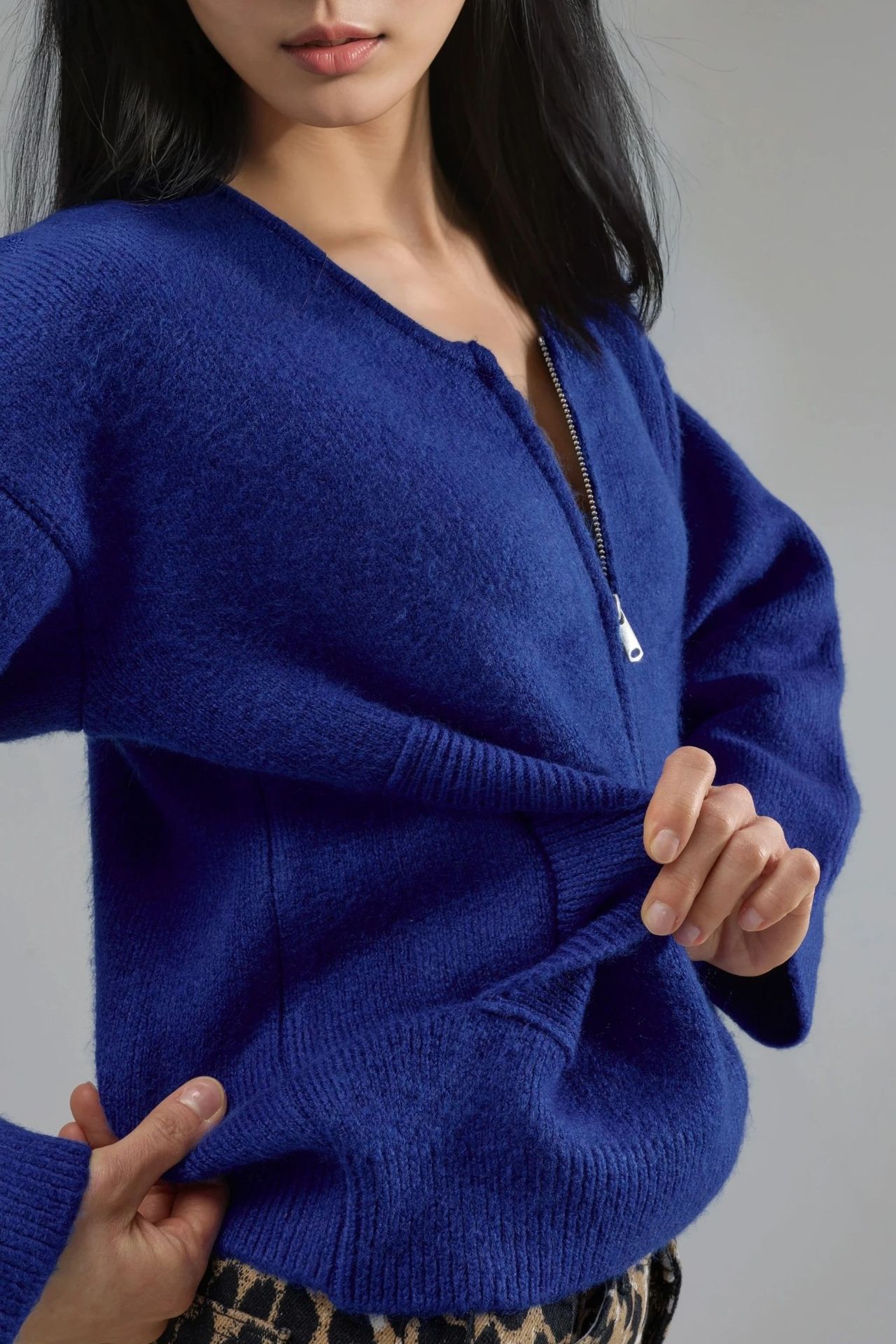 MY FASHION Zippered Knit Cardigan With Pockets 6