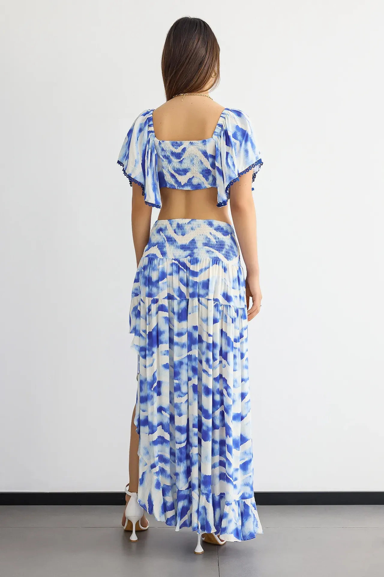 Tie-Dye High-Waist Coords with Asymmetrical Short Sleeves