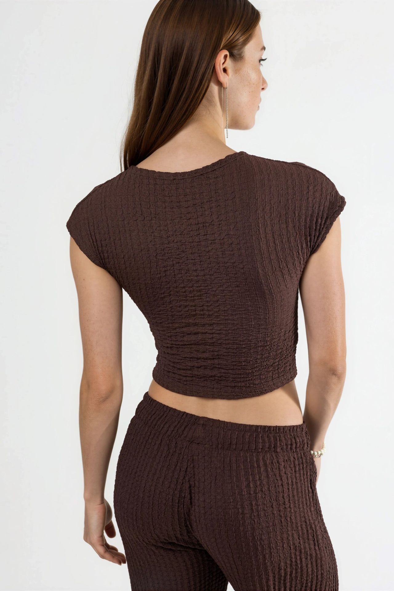 BUSEM Fitted Textured Ribbed Crop Top 4
