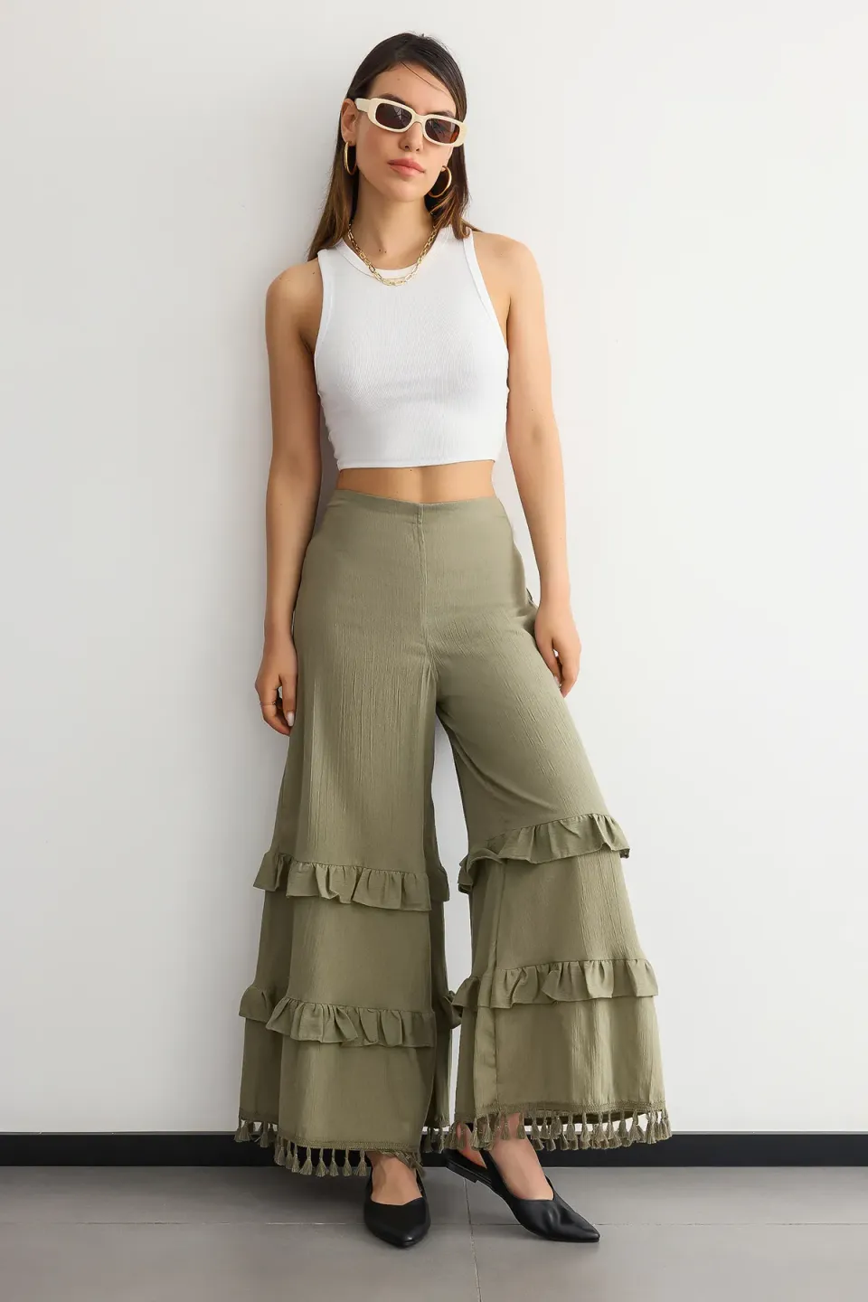 High-Waist Wide-Leg Linen Trousers with Tassel-Hem
