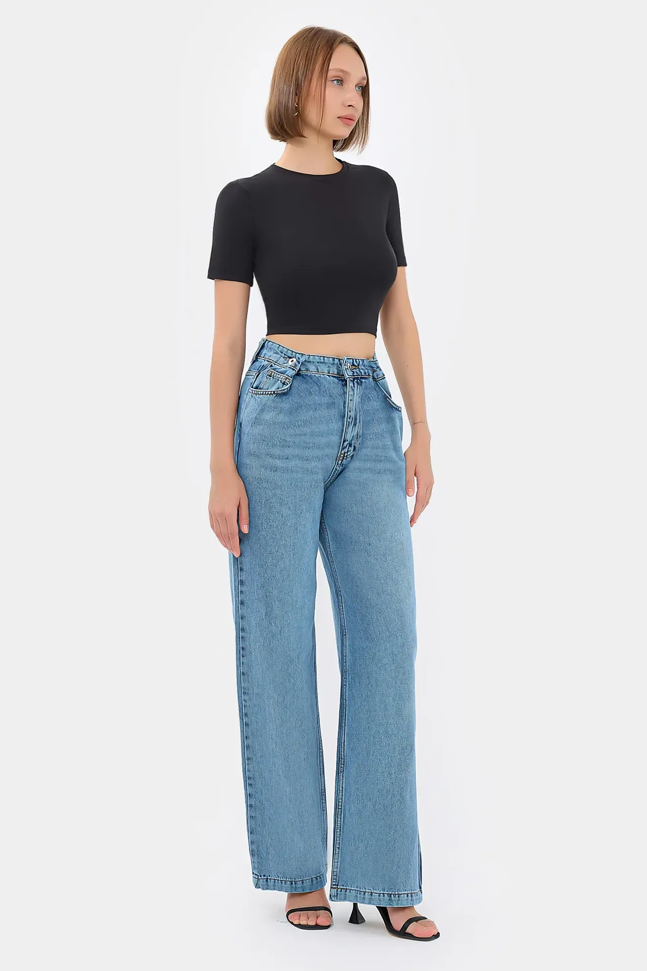 Crew Neck Basic Crop top